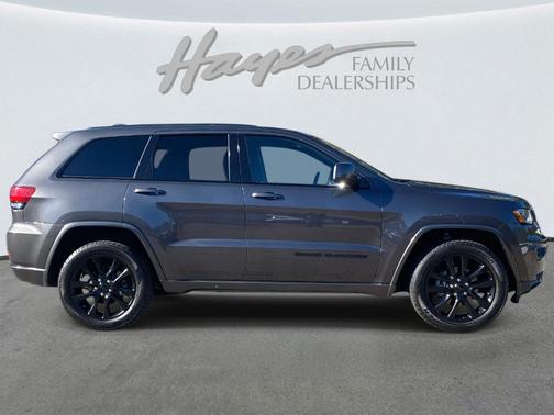2017 Jeep Grand Cherokee Altitude