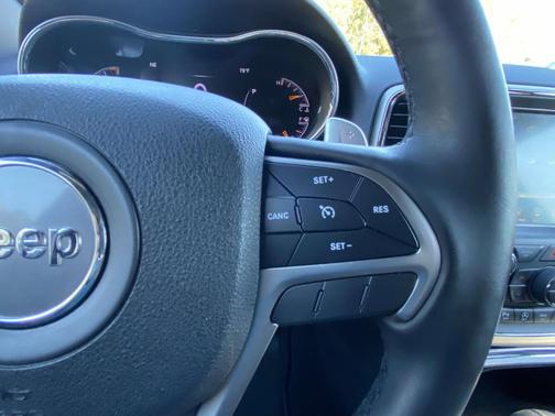 2017 Jeep Grand Cherokee Altitude