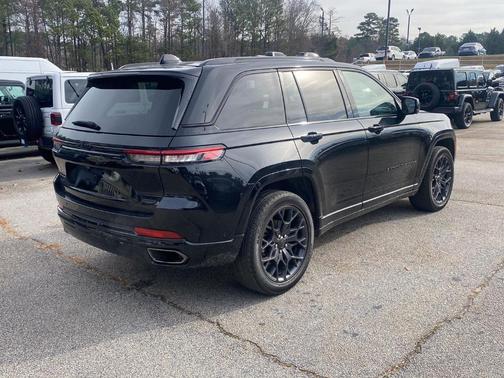 2024 Jeep Grand Cherokee Summit