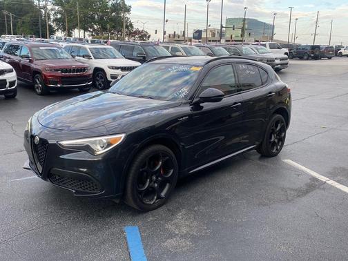 2022 Alfa Romeo Stelvio Veloce