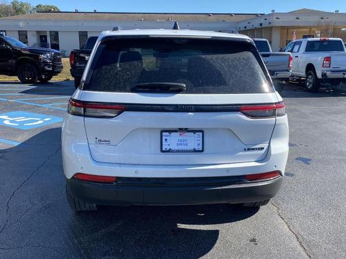 2023 Jeep Grand Cherokee Limited