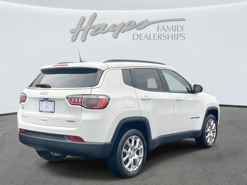 2023 Jeep Compass Latitude Lux