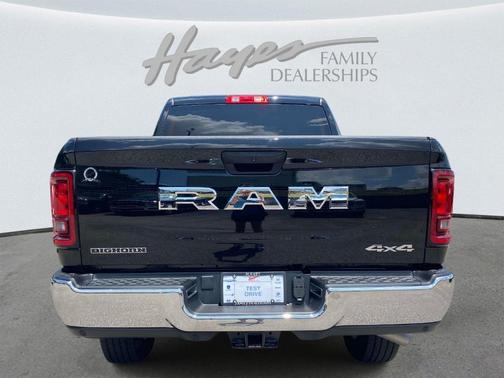 Diamond Black 2026 RAM 2500 Big Horn