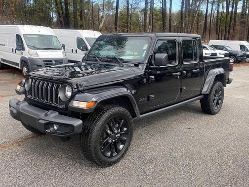 2024 Jeep Gladiator Nighthawk