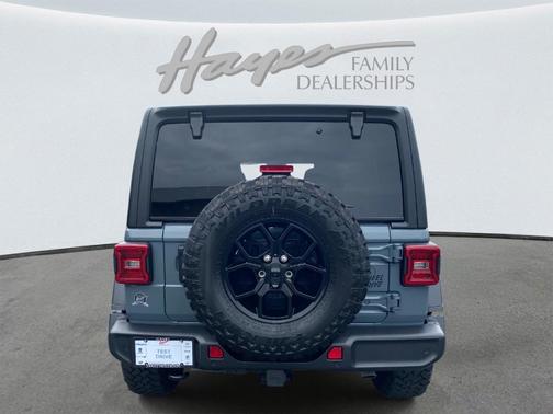 Anvil Clearcoat 2024 Jeep Wrangler Sport