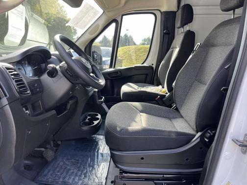 2025 RAM ProMaster 2500 High Roof