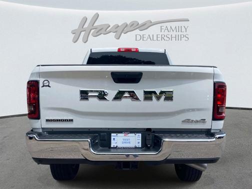 Bright White Clearcoat 2026 RAM 2500 Big Horn