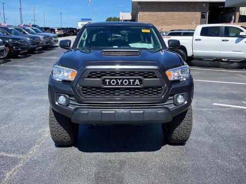 2020 Toyota Tacoma SR5