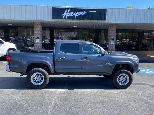 2020 Toyota Tacoma SR5