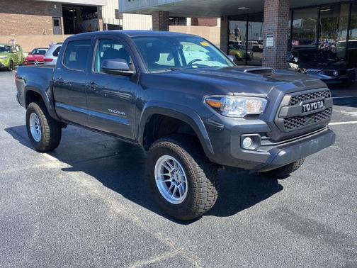 2020 Toyota Tacoma SR5