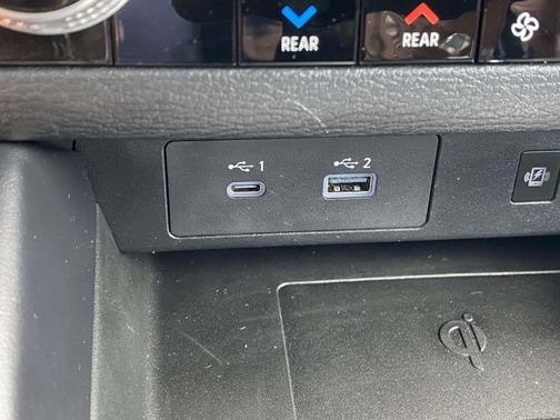 2023 Mitsubishi Outlander SEL