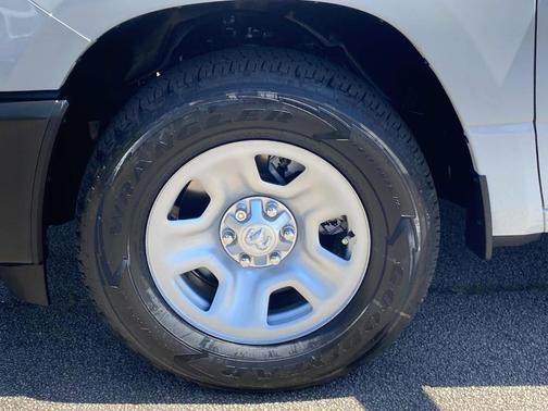 Bright White Clearcoat 2026 RAM 1500 Tradesman