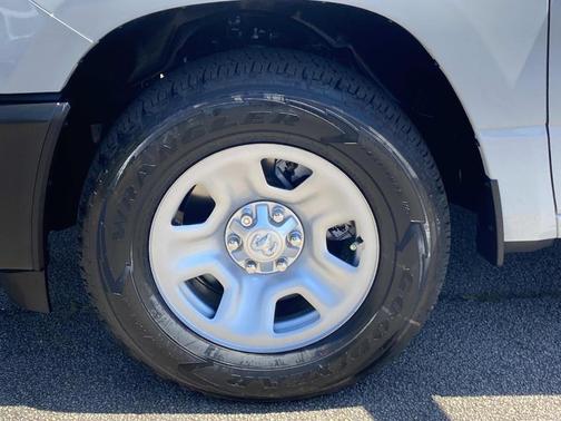 Bright White Clearcoat 2026 RAM 1500 Tradesman