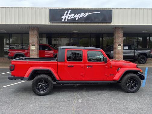 Firecracker Red Clearcoat 2021 Jeep Gladiator Sport