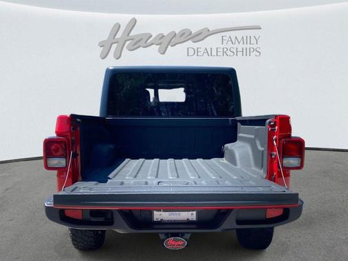Firecracker Red Clearcoat 2021 Jeep Gladiator Sport