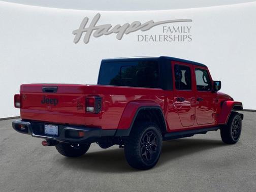 Firecracker Red Clearcoat 2021 Jeep Gladiator Sport