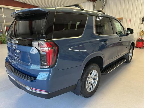 2025 Chevrolet Tahoe LS