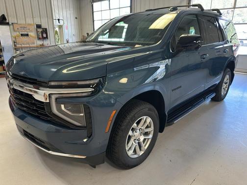 2025 Chevrolet Tahoe LS