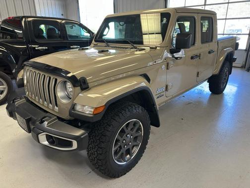 2020 Jeep Gladiator Overland