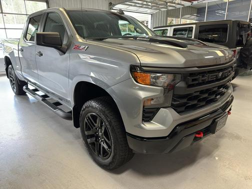 2025 Chevrolet Silverado 1500 Custom Trail Boss