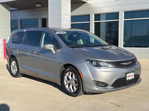 2019 Chrysler Pacifica Touring Plus