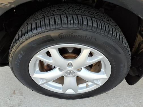 2011 Nissan Rogue SV