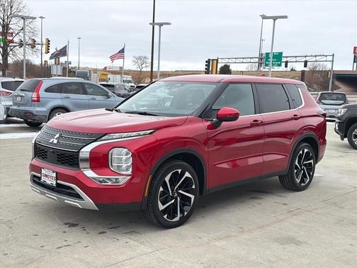 2024 Mitsubishi Outlander SE