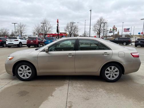 Tan 2007 Toyota Camry XLE