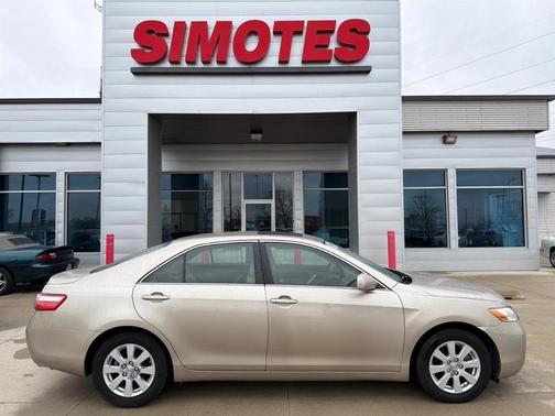 Tan 2007 Toyota Camry XLE