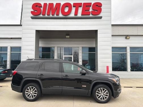 2017 GMC Acadia SLE-2