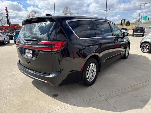 Black 2025 Chrysler Pacifica Select