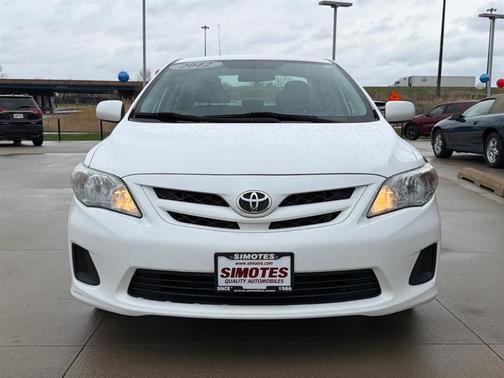 Super White 2012 Toyota Corolla LE