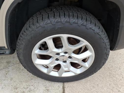 Brown 2015 Jeep Renegade Latitude
