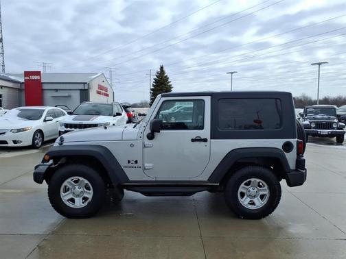 Silver 2008 Jeep Wrangler X