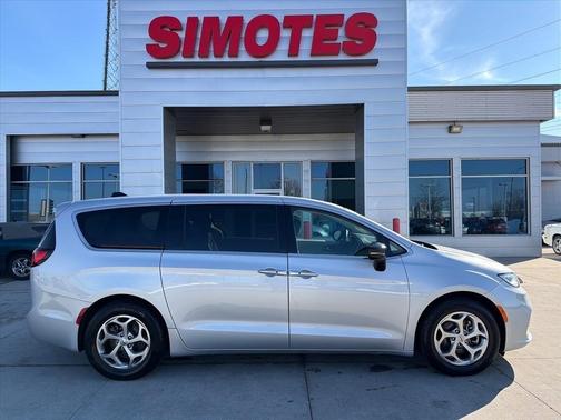 2024 Chrysler Pacifica Limited