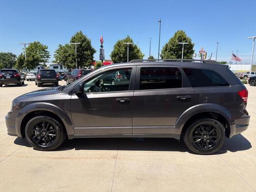 Gray 2020 Dodge Journey SE Value