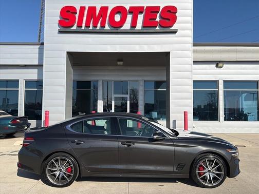 2025 Genesis G70 2.5T