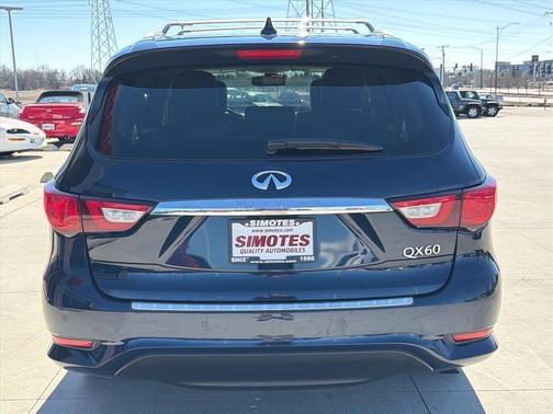 2017 INFINITI QX60 Base