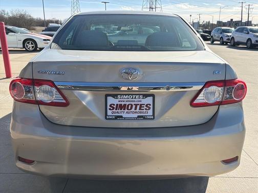 2011 Toyota Corolla LE