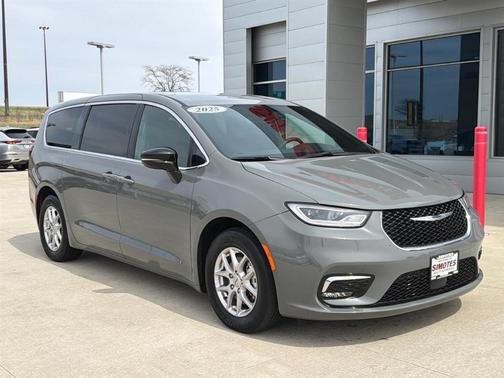 Ceramic Gray 2025 Chrysler Pacifica Select