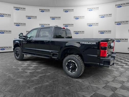 Agate Black Metallic 2026 Ford F-350 XLT