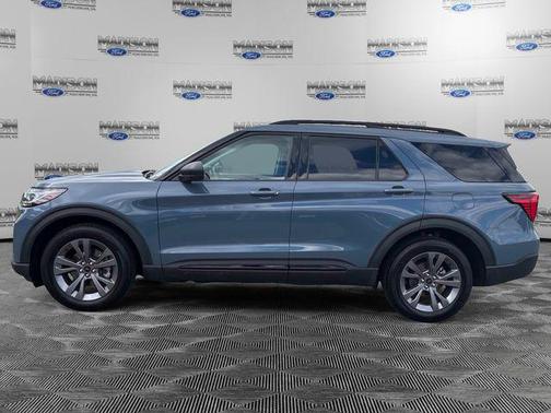 Vapor Blue Metallic 2026 Ford Explorer Active