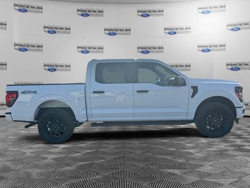 Oxford White 2025 Ford F-150 STX