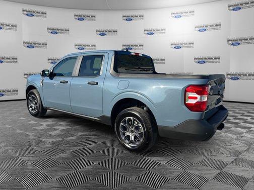 Azure Gray Metallic Tri-Coat 2026 Ford Maverick XLT