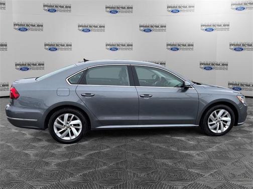 2018 Volkswagen Passat 
