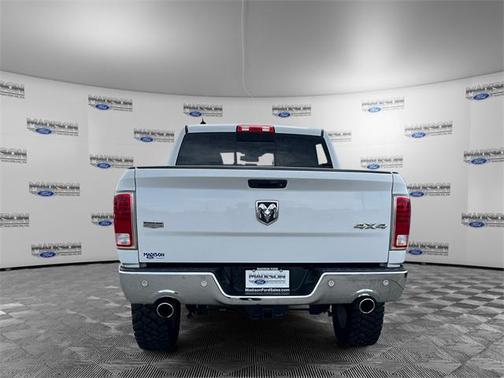 2016 RAM 1500 Laramie