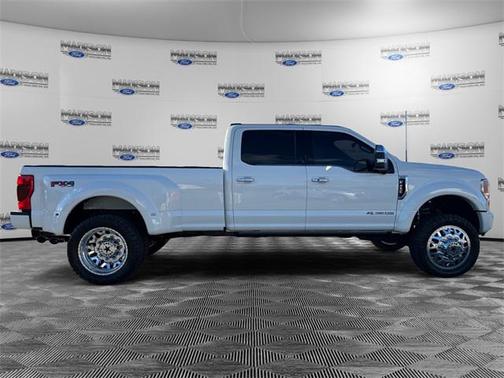 2022 Ford F-450 Platinum