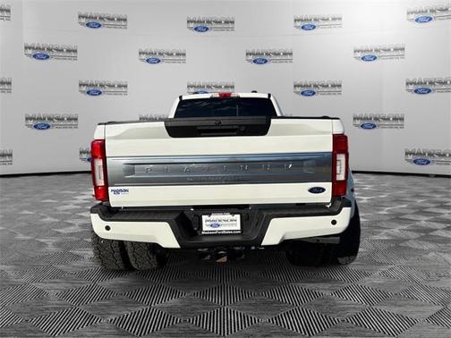 2022 Ford F-450 Platinum
