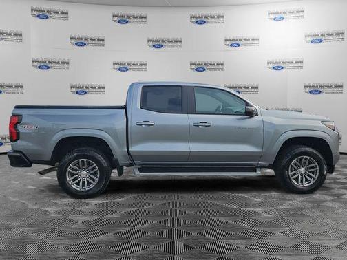 Sterling Gray Metallic 2023 Chevrolet Colorado LT
