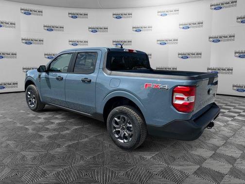 Azure Gray Metallic Tri-Coat 2026 Ford Maverick XLT